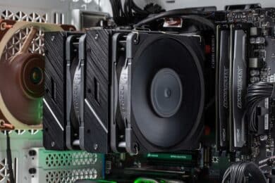 FSP MP7 Black mit Noctua-Lüftern