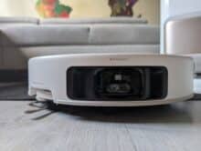 Frontansicht des Mova V50 Ultra Complete mit Kamerasensor