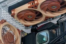 Noctua NF-A12x25 auf einem Radiator