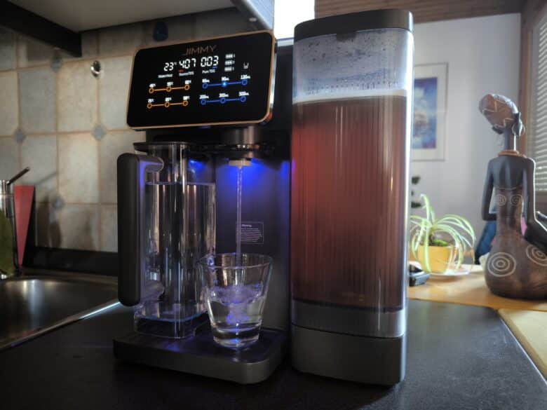 Selbst Schmutzwasser wird in Sekundenschnelle zu genießbarem Trinkwasser.