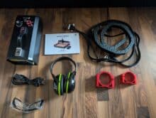 TwoTrees TTC-6050 Zubehör mit Steuerungseinheit, Energiekette, Handbuch, Gehörschutz und Spindeleinspannern