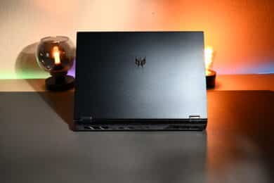 Acer Predator Helios 18 AI