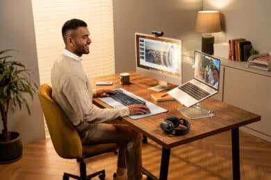 Signature Slim Solar+ K980